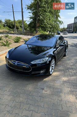 Tesla Model S 2015 Tesla Model S 2015