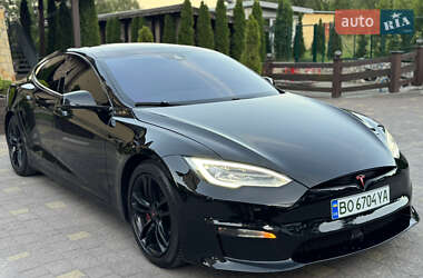 Tesla Model S 2015