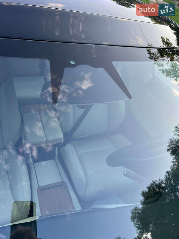 Ліфтбек Tesla Model S 2018 в Чернівцях