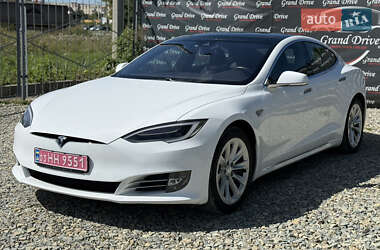 Tesla Model S 2017
