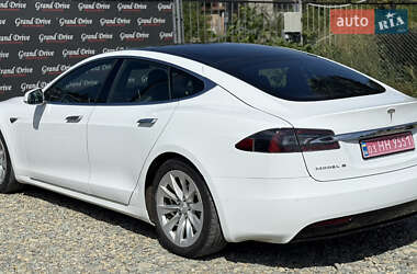 Лифтбек Tesla Model S 2017 в 