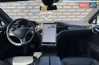 Лифтбек Tesla Model S 2017 в 