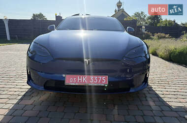 Tesla Model S 2021