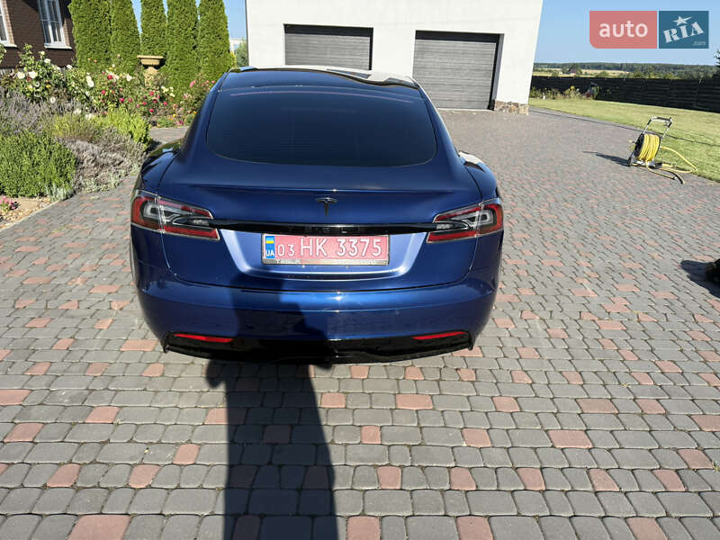 Лифтбек Tesla Model S 2021 в Луцке