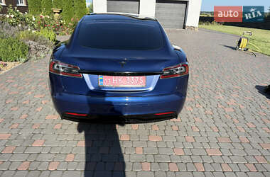 Лифтбек Tesla Model S 2021 в 