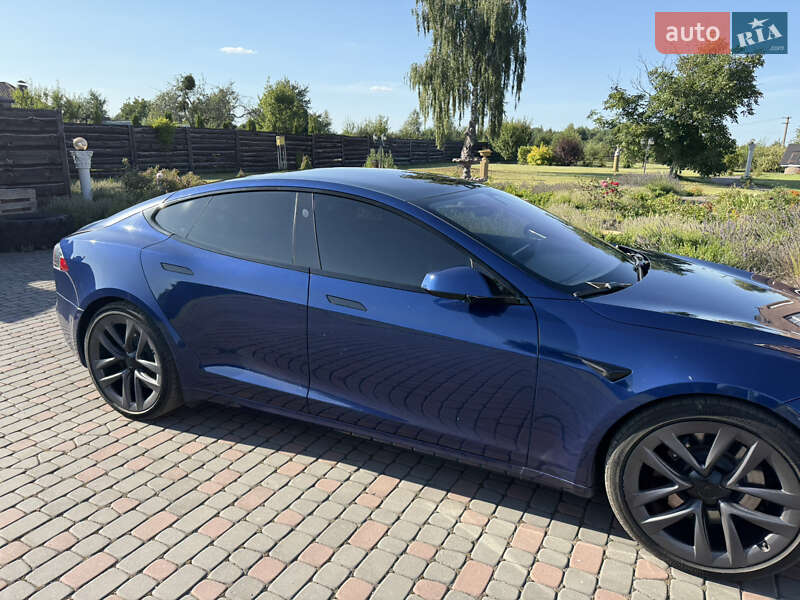 Лифтбек Tesla Model S 2021 в Луцке