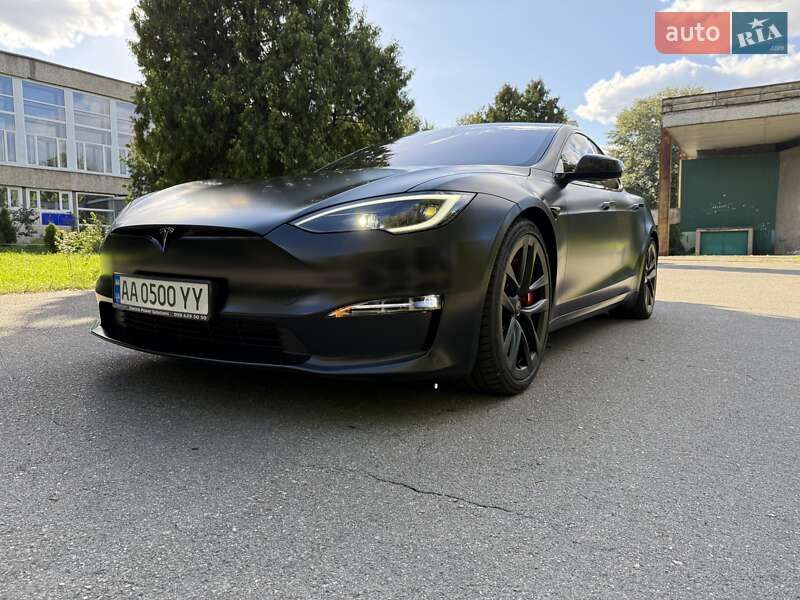 Ліфтбек Tesla Model S 2024 в Києві