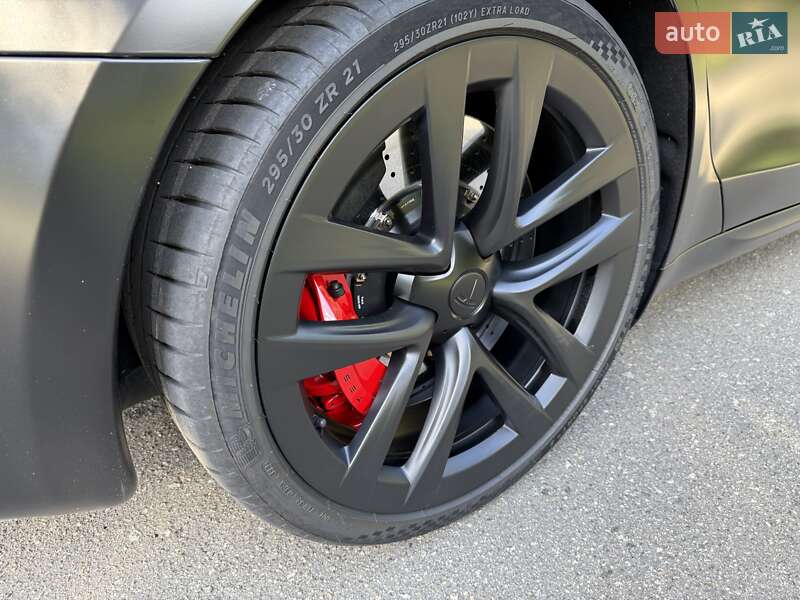 Ліфтбек Tesla Model S 2024 в Києві