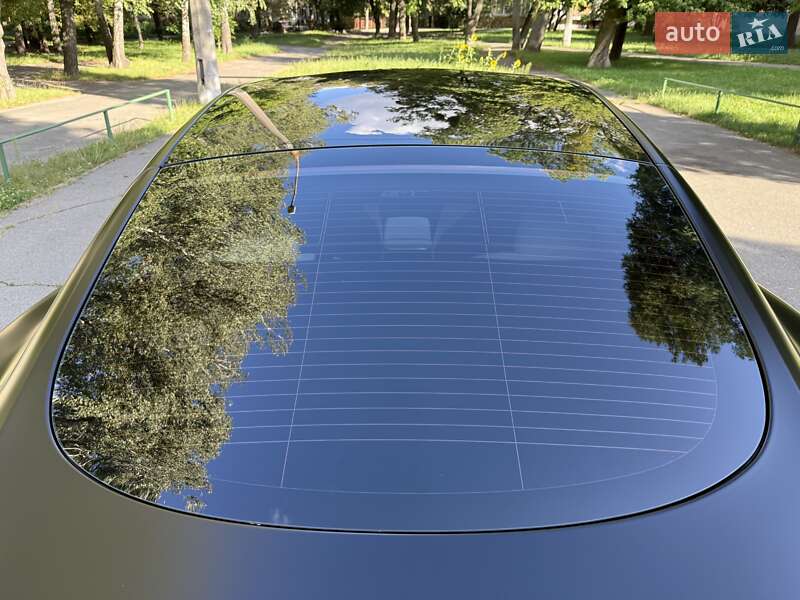 Ліфтбек Tesla Model S 2024 в Києві