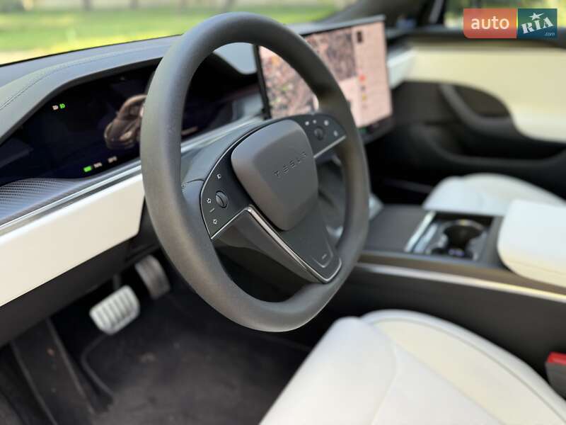 Ліфтбек Tesla Model S 2024 в Києві