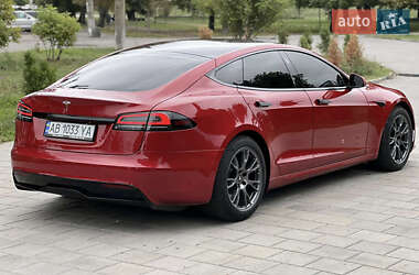 Лифтбек Tesla Model S 2022 в 