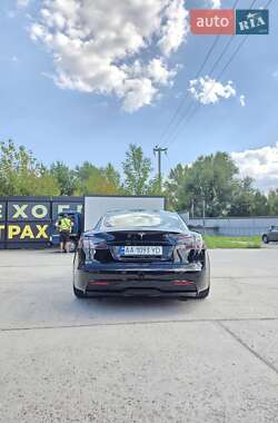 Ліфтбек Tesla Model S 2021 в 