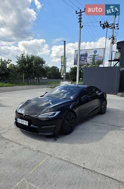 Tesla Model S 2021
