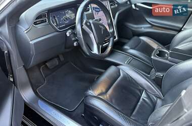 Лифтбек Tesla Model S 2017 в 