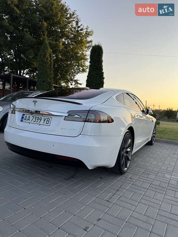 Лифтбек Tesla Model S 2020 в Каменец-Подольском фото 6 Лифтбек Tesla Model S 2020 в Каменец-Подольском