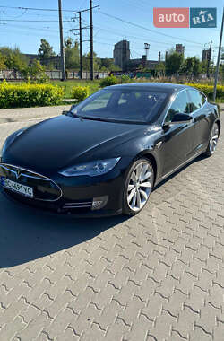 Tesla Model S 2013
