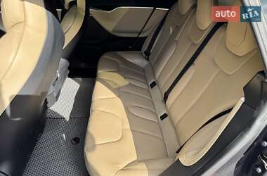 Лифтбек Tesla Model S 2017 в 