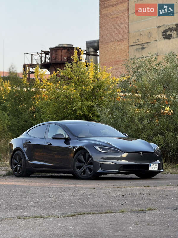 Ліфтбек Tesla Model S 2022 в Калуші