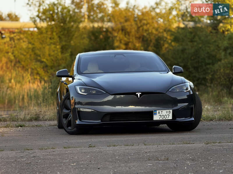Ліфтбек Tesla Model S 2022 в Калуші
