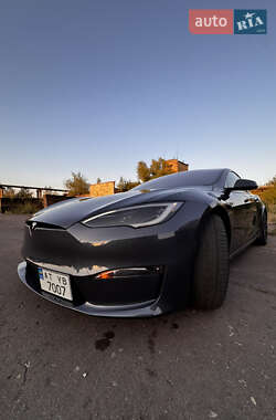 Лифтбек Tesla Model S 2022 в 