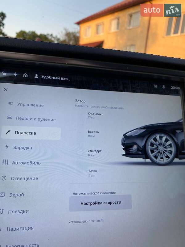 Лифтбек Tesla Model S 2013 в Ивано-Франковске