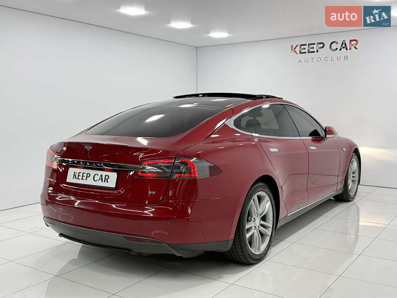 Ліфтбек Tesla Model S 2014 в Одесі