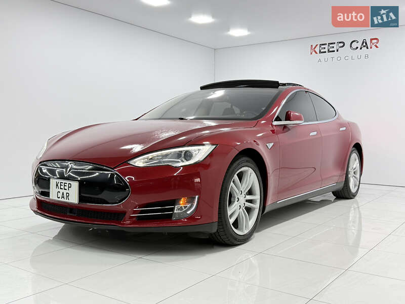 Ліфтбек Tesla Model S 2014 в Одесі
