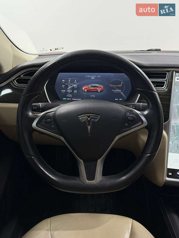 Ліфтбек Tesla Model S 2014 в Одесі