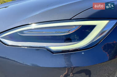 Лифтбек Tesla Model S 2018 в 