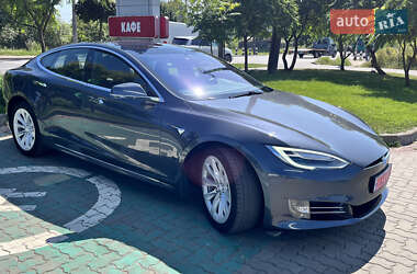 Лифтбек Tesla Model S 2018 в 
