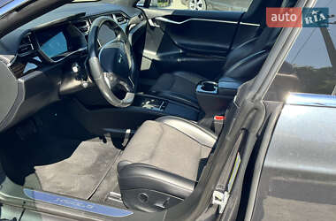 Лифтбек Tesla Model S 2018 в 