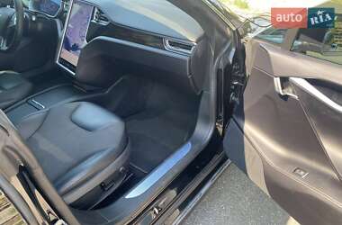 Лифтбек Tesla Model S 2016 в 