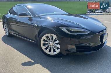 Tesla Model S 2016