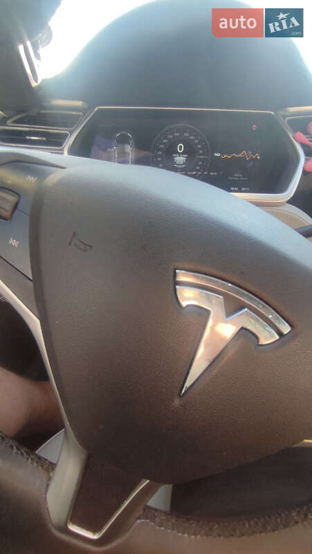 Лифтбек Tesla Model S 2013 в Житомире