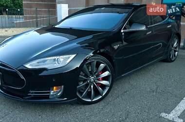 Tesla Model S 2015 Tesla Model S 2015