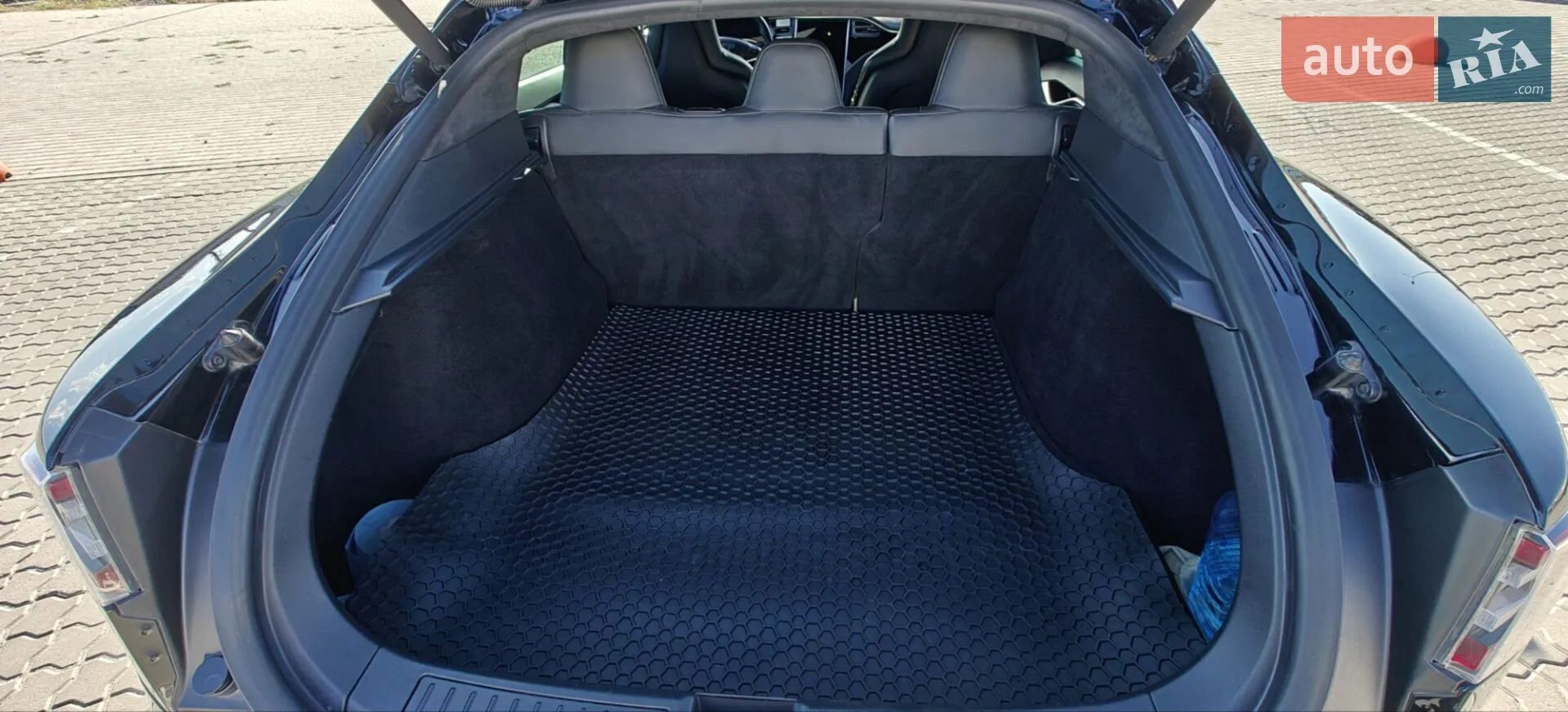 2014 Tesla Model S - мініатюра 34