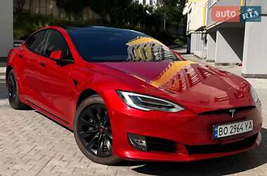 Лифтбек Tesla Model S 2020 в 