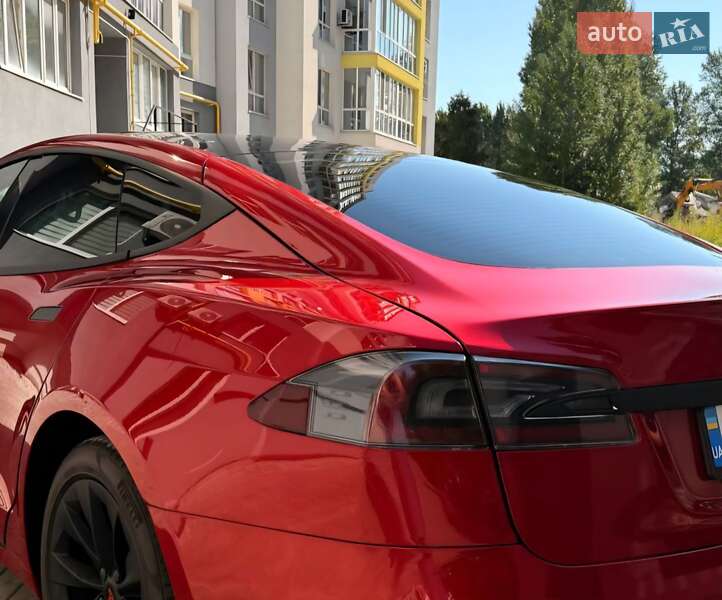 Лифтбек Tesla Model S 2020 в Тернополе