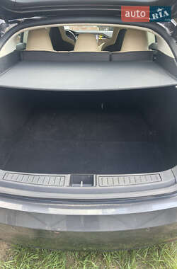 Лифтбек Tesla Model S 2016 в 