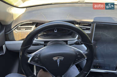 Лифтбек Tesla Model S 2013 в 