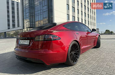 Tesla Model S 2023