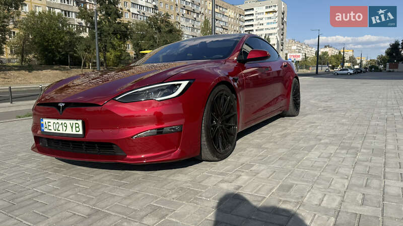 Лифтбек Tesla Model S 2023 в Днепре