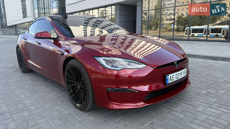 Лифтбек Tesla Model S 2023 в Днепре