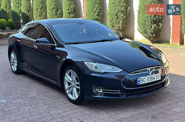 Лифтбек Tesla Model S 2013 в 