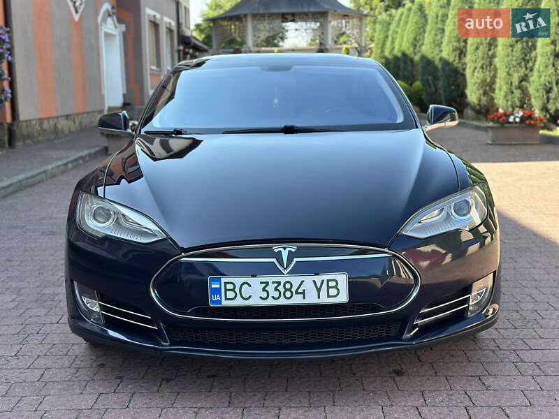 Лифтбек Tesla Model S 2013 в Стрые