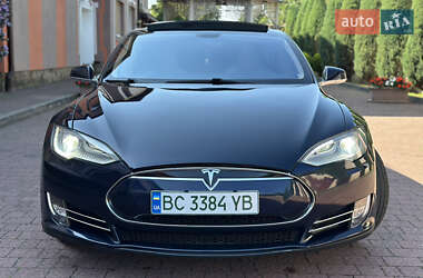 Лифтбек Tesla Model S 2013 в 