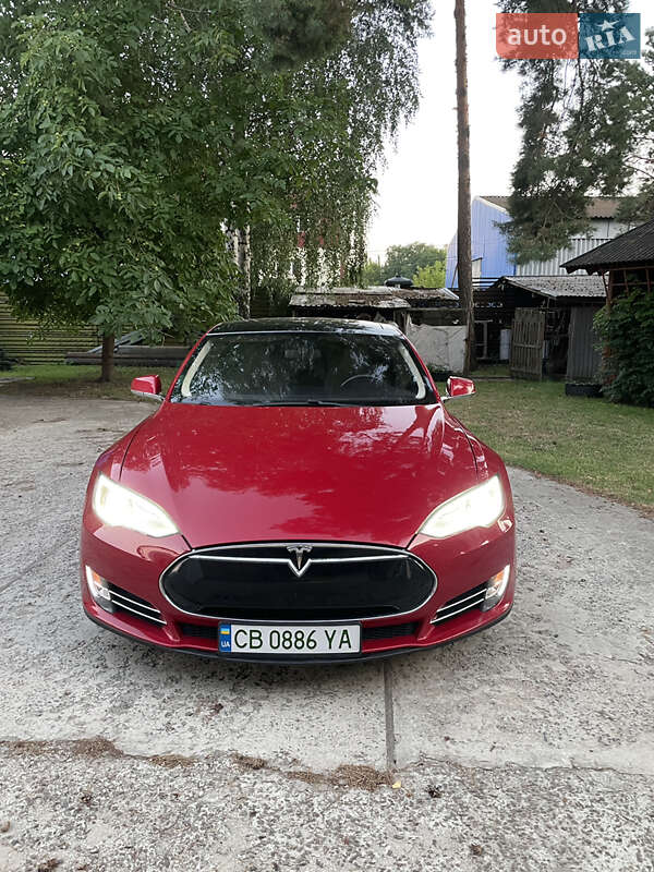 Лифтбек Tesla Model S 2013 в Чернигове фото 2 Лифтбек Tesla Model S 2013 в Чернигове