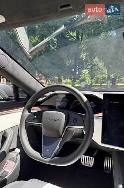 Лифтбек Tesla Model S 2023 в Овруче