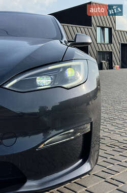Лифтбек Tesla Model S 2024 в 