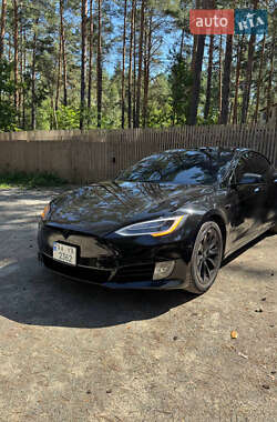Tesla Model S 2018